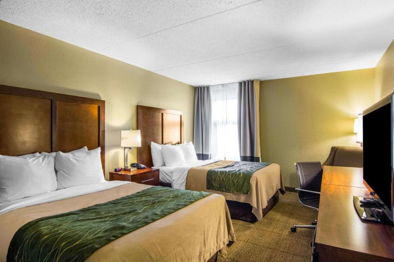 Mulberry Inn Newport News Buitenkant foto